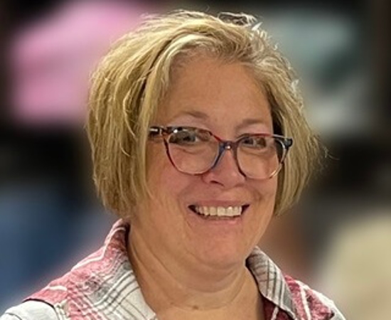 Headshot of Gretchen Ping